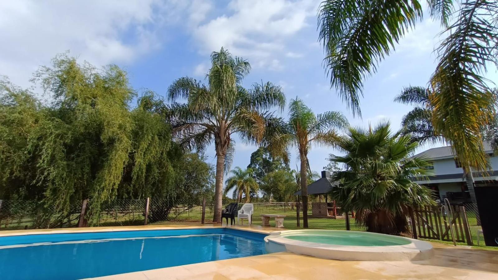 Del Paraiso Lodge