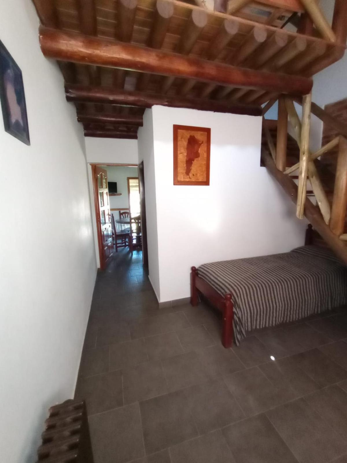 Del Paraiso Lodge